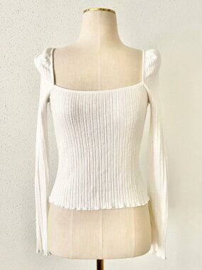 STRADIVARIUS Women's Size Small White Ribbed Long Sleeve Cropped Knit Shirt Top